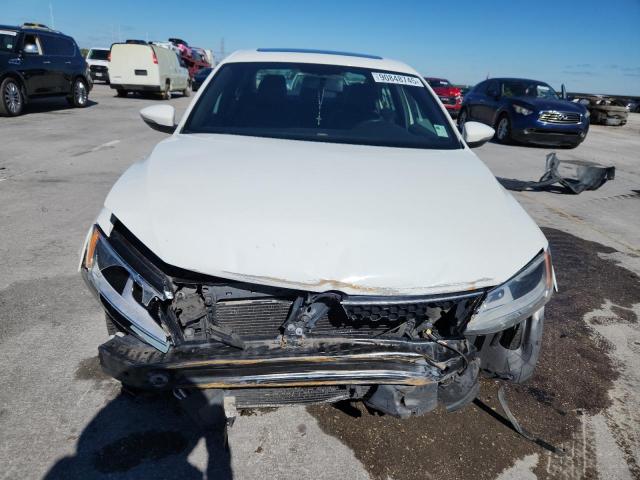 3VW4S7AJ0DM296469 - 2013 VOLKSWAGEN JETTA GLI WHITE photo 5