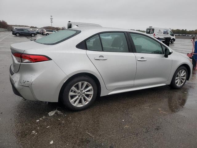 5YFB4MDE7SP245560 - 2025 TOYOTA COROLLA LE SILVER photo 3