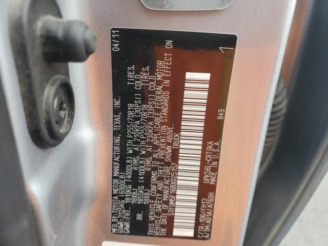 5TFUM5F16BX025157 - 2011 TOYOTA TUNDRA DOUBLE CAB SR5 SILVER photo 13