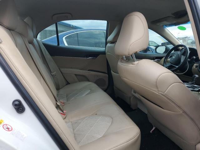 4T1B11HK8JU060714 - 2018 TOYOTA CAMRY L 白色 照片 10