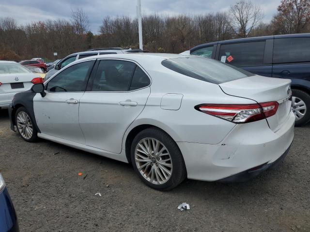 4T1B11HK8JU060714 - 2018 TOYOTA CAMRY L 白色 照片 2