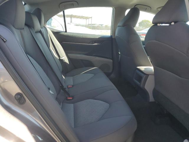 4T1C31AK1LU540086 - 2020 TOYOTA CAMRY LE GRAY photo 10