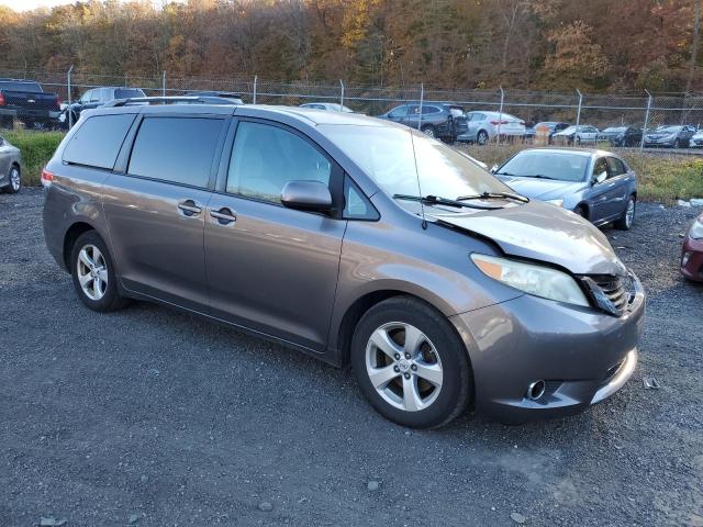 5TDKK3DC7BS042500 - 2011 TOYOTA SIENNA LE GRAY photo 4