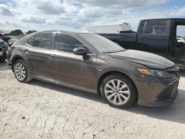 JTNB11HK4J3001858 - 2018 TOYOTA CAMRY L CHARCOAL photo 4