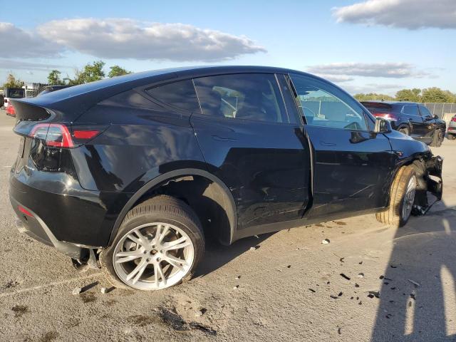 7SAYGDEE7PA182866 - 2023 TESLA MODEL Y Чорний фото 3