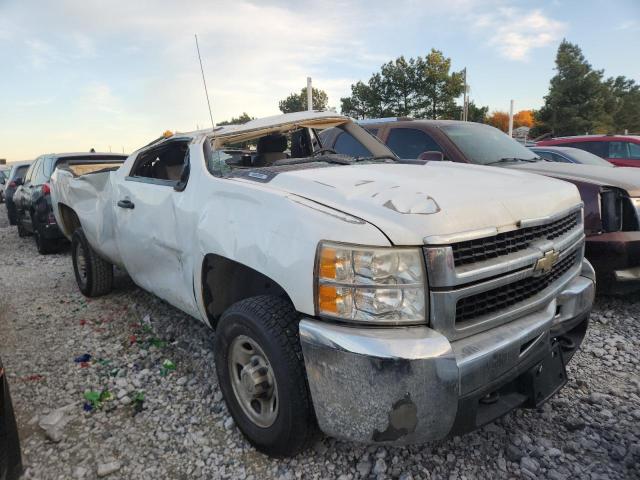 1GCHC44K49E130957 - 2009 CHEVROLET SILVERADO C2500 HEAVY DUTY WHITE photo 4