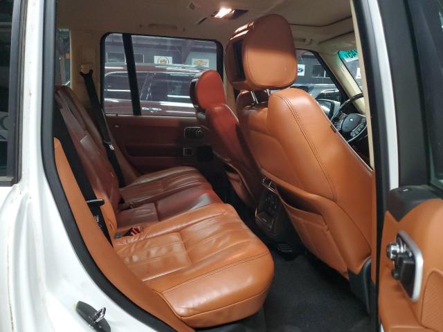 SALMP1E43BA349562 - 2011 LAND ROVER RANGE ROVE AUTOBIOGRAPHY WHITE photo 11