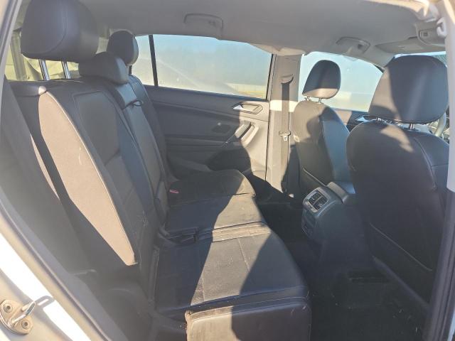 3VV3B7AXXJM104314 - 2018 VOLKSWAGEN TIGUAN SE WHITE photo 11