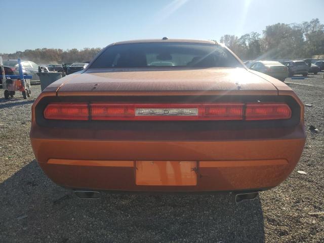2B3CJ4DG1BH586071 - 2011 DODGE CHALLENGER ORANGE photo 6