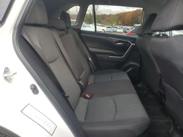 4T3RWRFV9SU165170 - 2025 TOYOTA RAV4 XLE WHITE photo 11