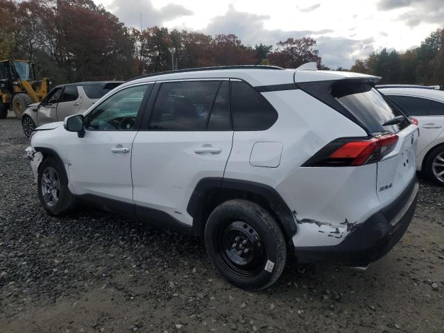 4T3RWRFV9SU165170 - 2025 TOYOTA RAV4 XLE WHITE photo 2