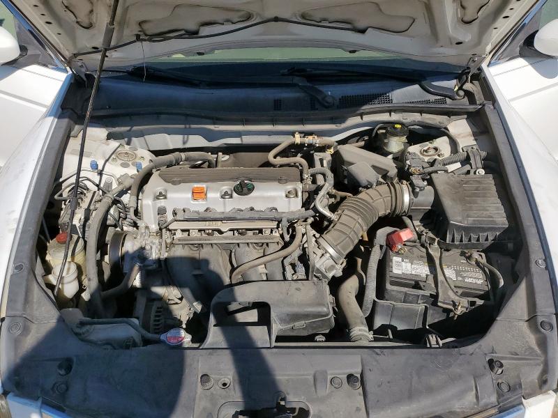 1HGCP2F46AA083574 - 2010 HONDA ACCORD LXP WHITE photo 11
