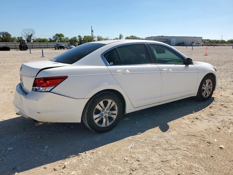 1HGCP2F46AA083574 - 2010 HONDA ACCORD LXP WHITE photo 3