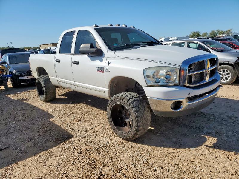 3D7KS28A68G220946 - 2008 DODGE RAM 2500 ST WHITE photo 4