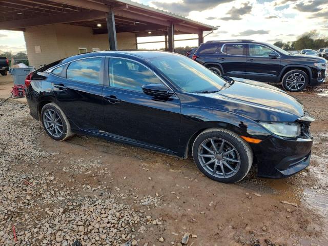 2HGFC2F59JH562509 - 2018 HONDA CIVIC LX შავი ფოტო 4