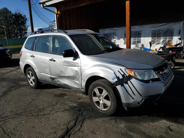 JF2SHBBC0BH763615 - 2011 SUBARU FORESTER 2.5X SILVER photo 4