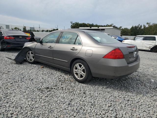 1HGCM56777A169988 - 2007 HONDA ACCORD EX GRAY photo 2