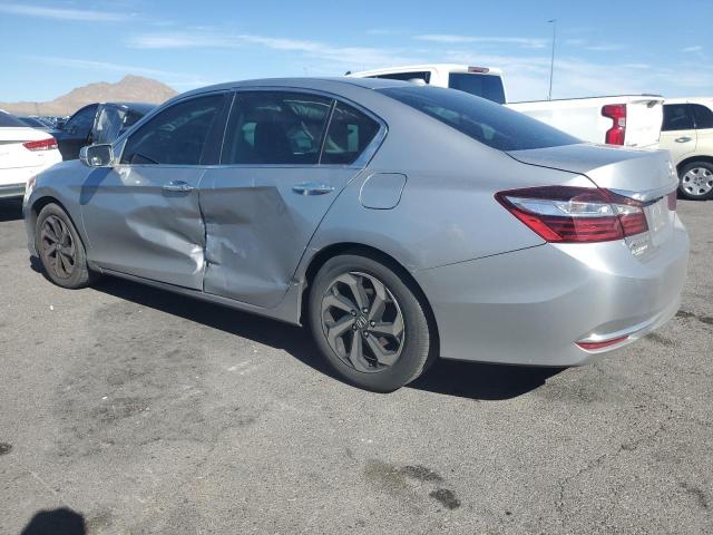1HGCR2F74HA292844 - 2017 HONDA ACCORD EX Silber Foto 2