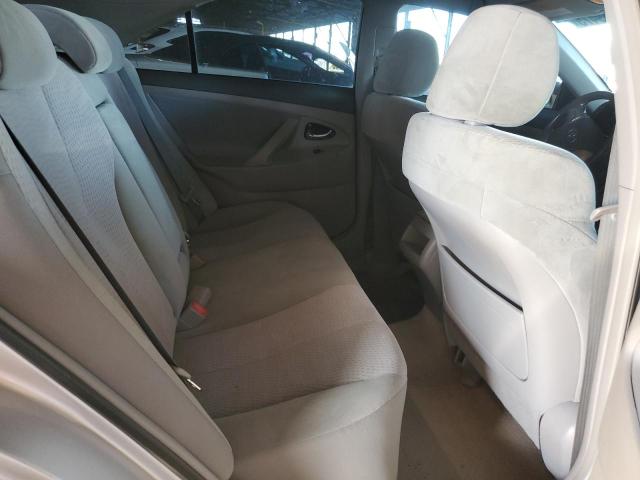 4T1BF3EK4BU159260 - 2011 TOYOTA CAMRY BASE SILVER photo 10