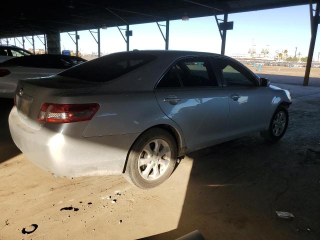 4T1BF3EK4BU159260 - 2011 TOYOTA CAMRY BASE SILVER photo 3