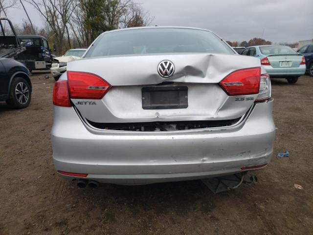3VWDX7AJ6BM346855 - 2011 VOLKSWAGEN JETTA SE ნაცრისფერი ფოტო 6
