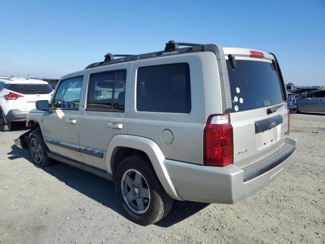 1J8HG48N38C172015 - 2008 JEEP COMMANDER SPORT Серебристый фото 2