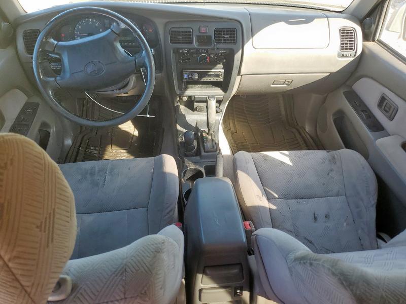 JT3HN86R210344332 - 2001 TOYOTA 4RUNNER SR5 银色 照片 8