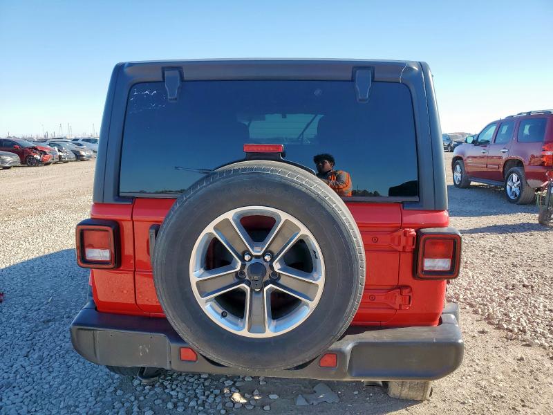 1C4HJXEN6MW622201 - 2021 JEEP WRANGLER U SAHARA წითელი ფოტო 6