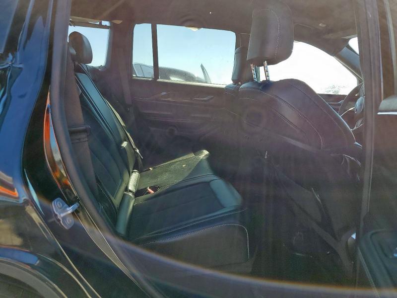 1C4RJHAG8PC513505 - 2023 JEEP GRAND CHER LAREDO BLACK photo 11