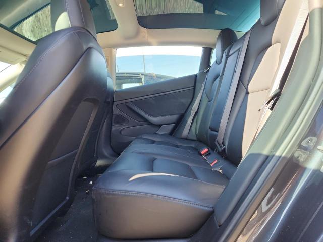 5YJ3E1EB1JF114431 - 2018 TESLA MODEL 3 Gris photo 10