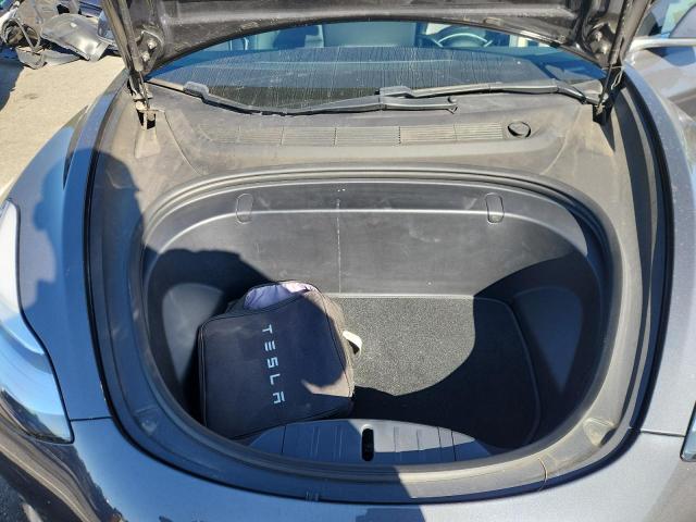 5YJ3E1EB1JF114431 - 2018 TESLA MODEL 3 Gris photo 11