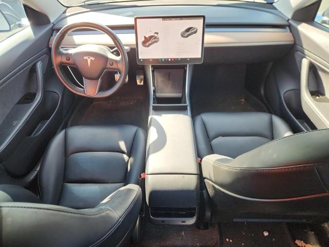 5YJ3E1EB1JF114431 - 2018 TESLA MODEL 3 Gris photo 8