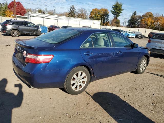 4T1BK46K08U057768 - 2008 TOYOTA CAMRY LE BLUE photo 3