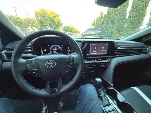 4T1DAACK7SU086710 - 2025 TOYOTA CAMRY XSE BLACK photo 7