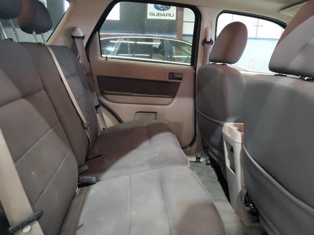 1FMCU03739KA51144 - 2009 FORD ESCAPE XLT SILVER photo 11