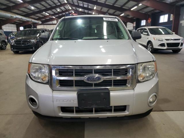 1FMCU03739KA51144 - 2009 FORD ESCAPE XLT SILVER photo 5