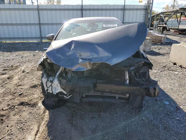 4T1BF1FKXHU652615 - 2017 TOYOTA CAMRY LE 灰色 照片 5