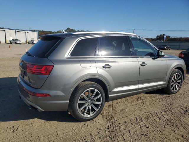 WA1LAAF70JD002579 - 2018 AUDI Q7 PREMIUM PLUS SILVER photo 3