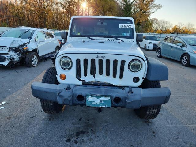 1C4BJWDG7DL529708 - 2013 JEEP WRANGLER U SPORT თეთრი ფოტო 5