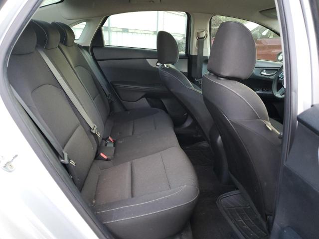 3KPF24AD6KE108307 - 2019 KIA FORTE FE SILVER photo 10