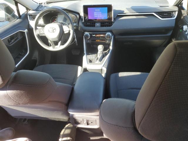 2T3G1RFV1RC468509 - 2024 TOYOTA RAV4 LE 灰色 照片 8