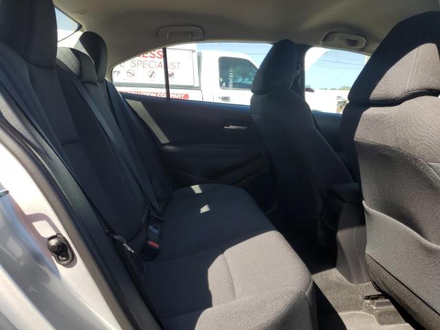 5YFEPRAEXLP132970 - 2020 TOYOTA COROLLA LE 银色 照片 10