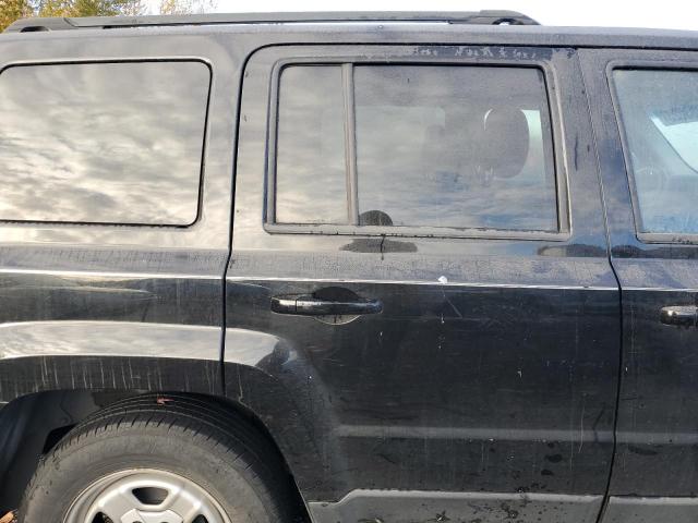 1C4NJPBA1HD140774 - 2017 JEEP PATRIOT SPORT 黑色 照片 11