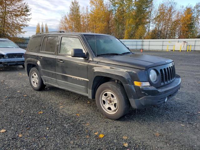 1C4NJPBA1HD140774 - 2017 JEEP PATRIOT SPORT 黑色 照片 4