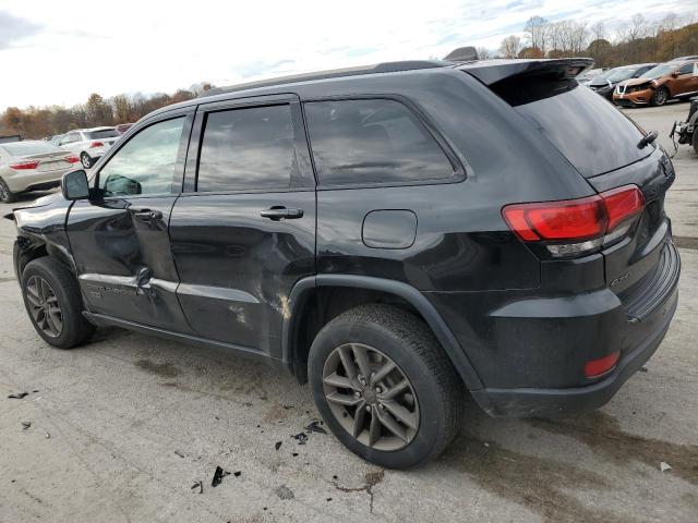 1C4RJFAG9GC393802 - 2016 JEEP GRAND CHER LAREDO შავი ფოტო 2