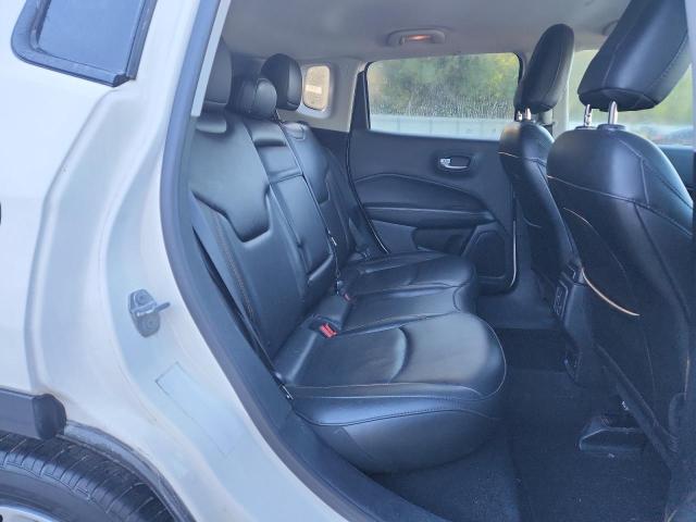 3C4NJCCB7KT662584 - 2019 JEEP COMPASS LIMITED Blanco foto 11