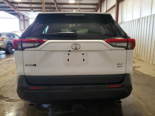 2T3P1RFV6NW261574 - 2022 TOYOTA RAV4 XLE WHITE photo 6
