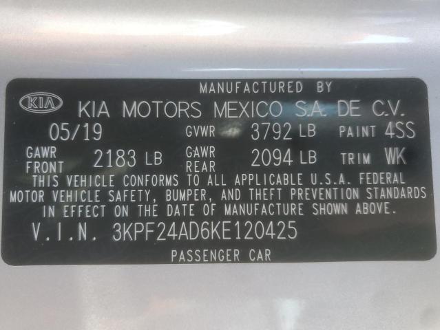3KPF24AD6KE120425 - 2019 KIA FORTE FE 银色 照片 12