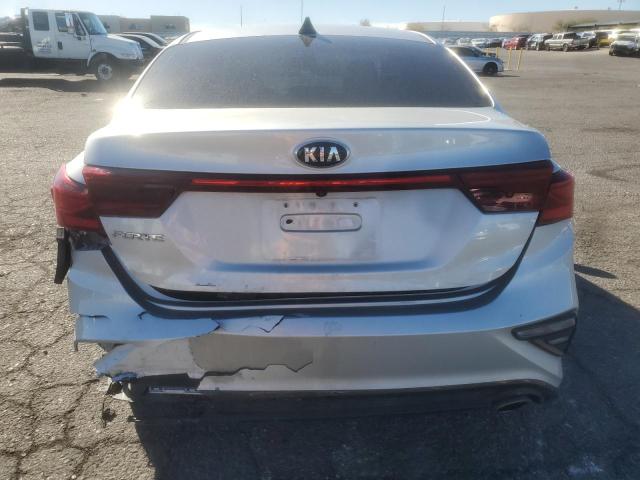 3KPF24AD6KE120425 - 2019 KIA FORTE FE 银色 照片 6