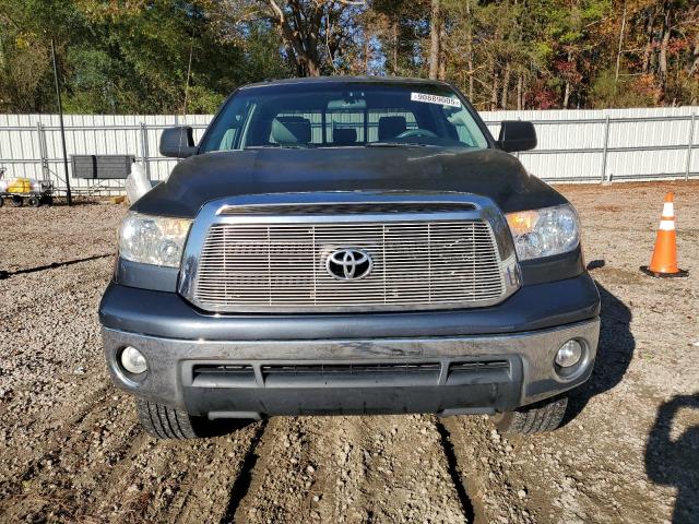 5TFRM5F17AX020148 - 2010 TOYOTA TUNDRA DOUBLE CAB SR5 GRAY photo 5